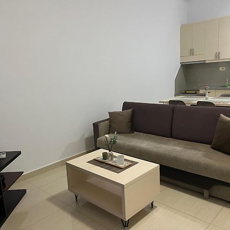 Apartments Sadiku With Sea View Саранда Екстер'єр фото