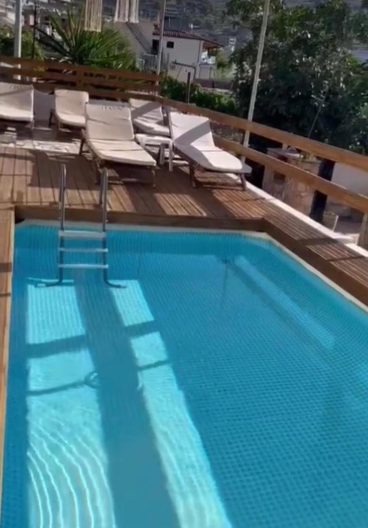 Apartments Sadiku With Sea View Саранда Екстер'єр фото