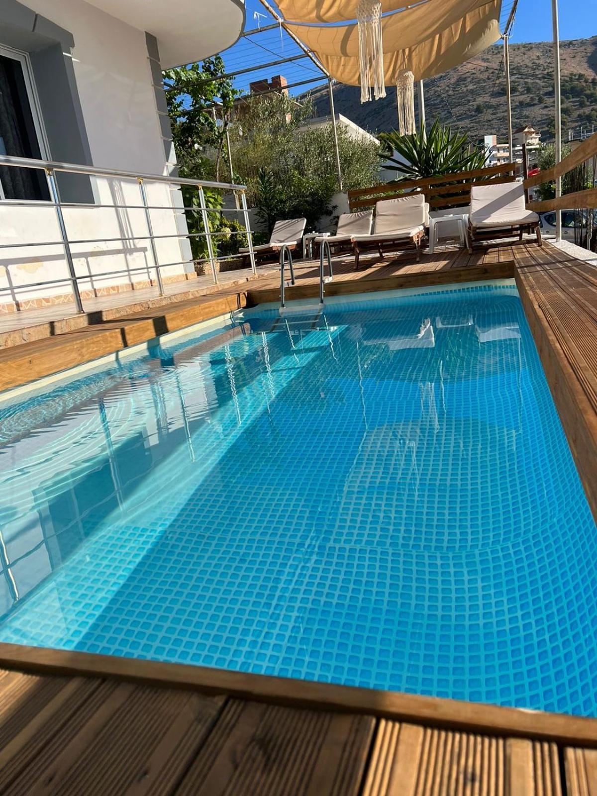 Apartments Sadiku With Sea View Саранда Екстер'єр фото