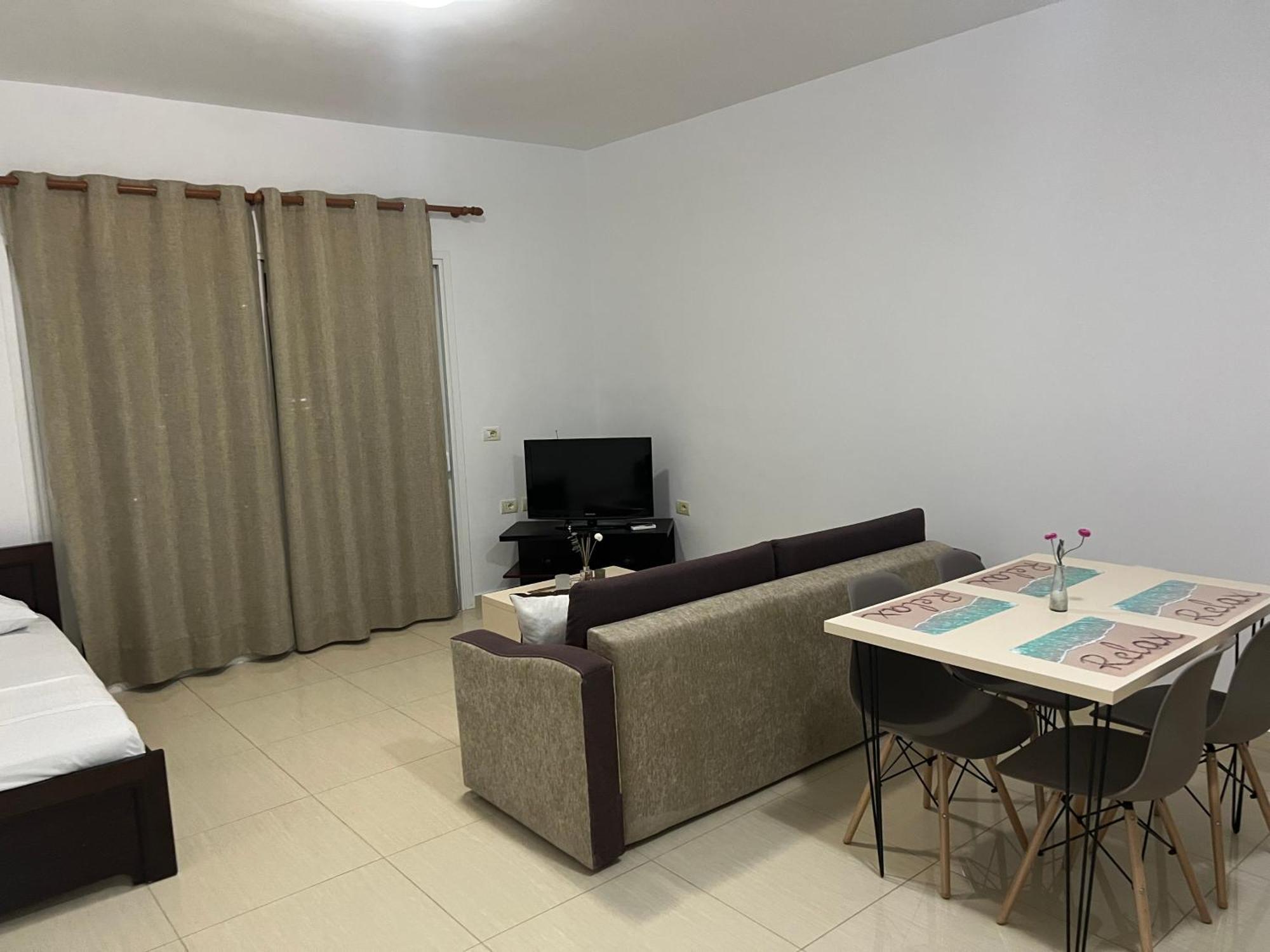 Apartments Sadiku With Sea View Саранда Екстер'єр фото
